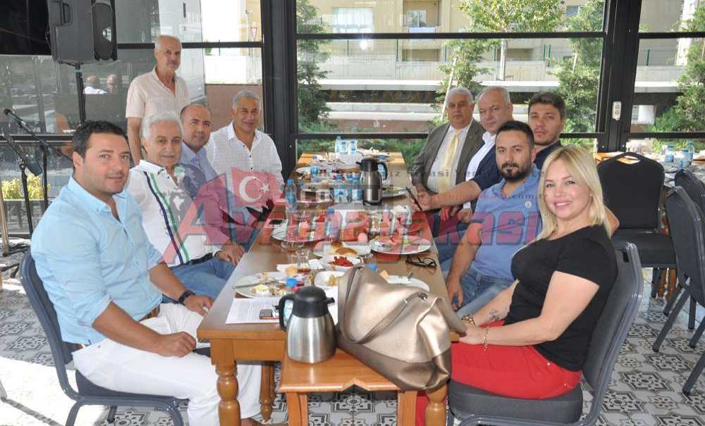 Emlakçılar Ticaret Odası Seçimlerinde Tek Yumruk