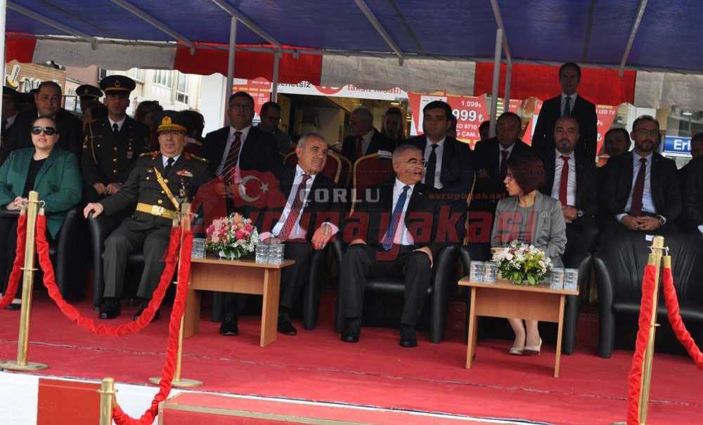 Zafer Bayramı Çorlu'da Coşkuyla Kutlandı