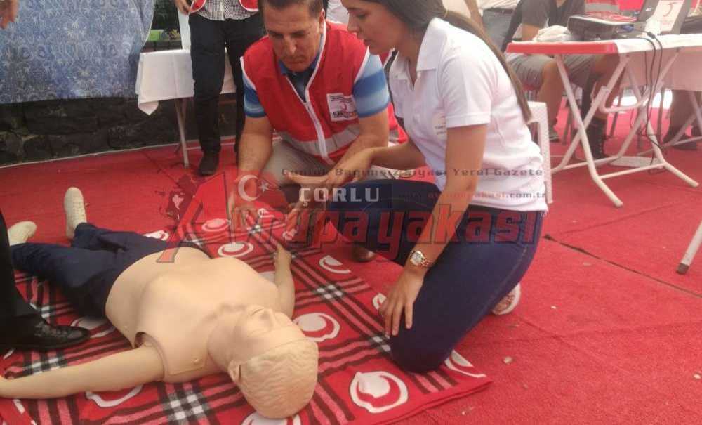 Çorlu Kızılay`ından İlk Yardım Farkındalık Çalışması