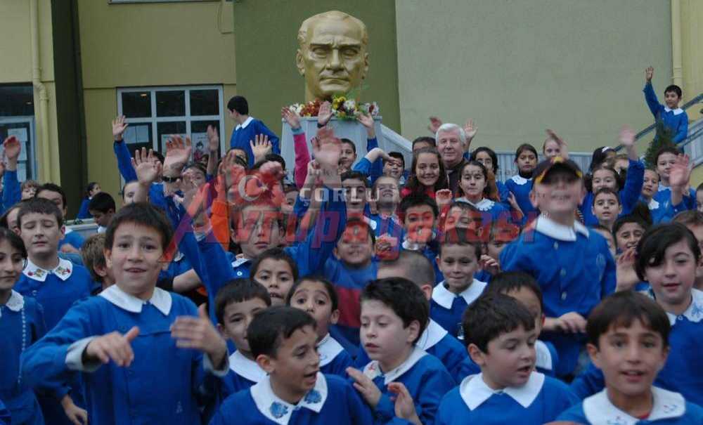 Çorlu'da Eğitim Zili Çalıyor