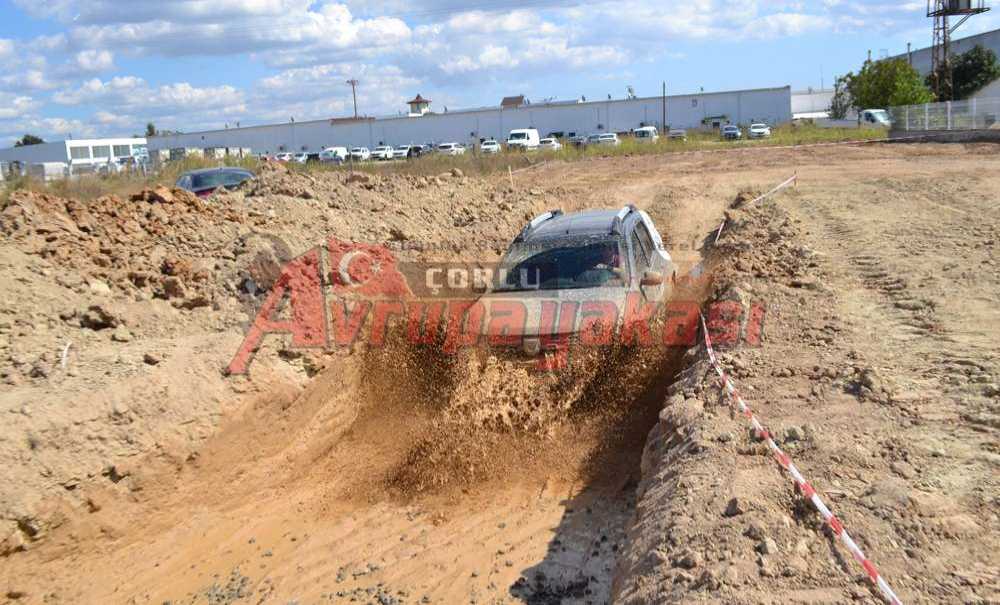 Dacia Duster 4X2 Test Günleri Gerçekleşti
