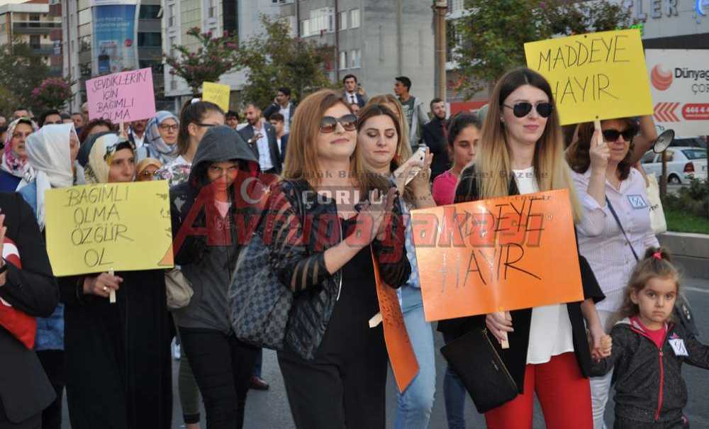 Çorlu`da “Uyuşturucuya Hayır” Yürüyüşü Düzenlendi
