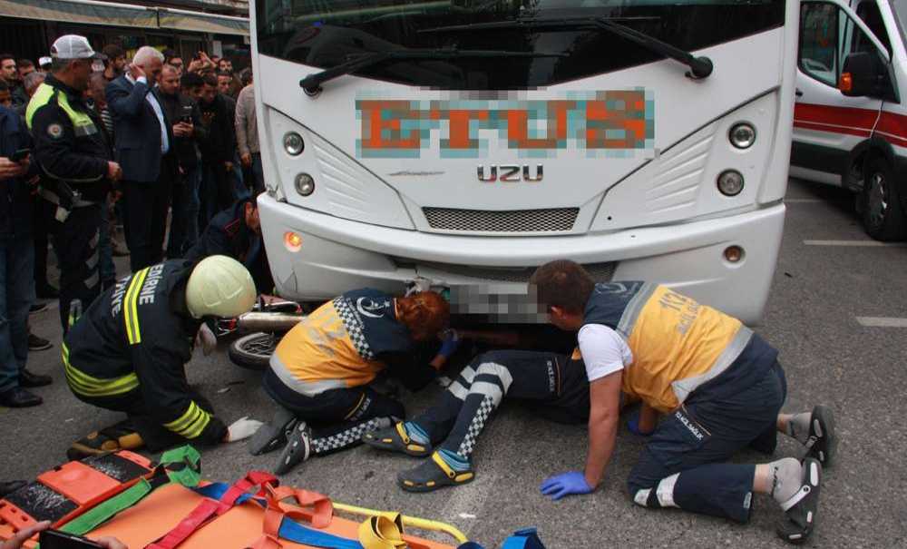 Motosikletlinin Kaza Anı Kamerada