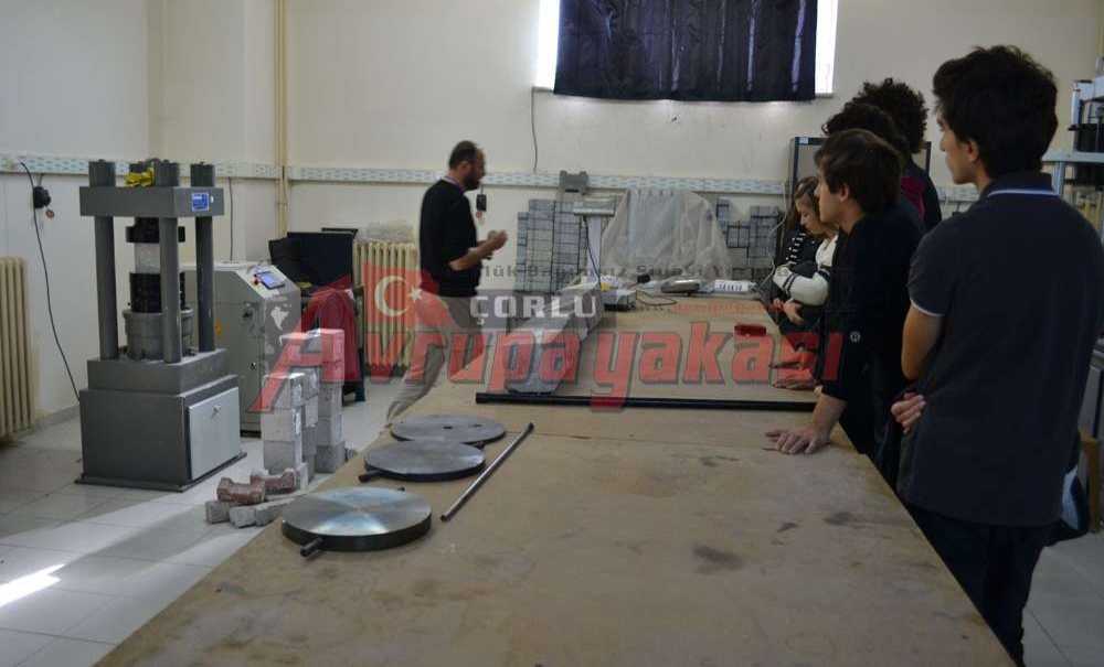 Çorlu Mühendislik Fakültesinde “Bilmeyen Kalmasın”