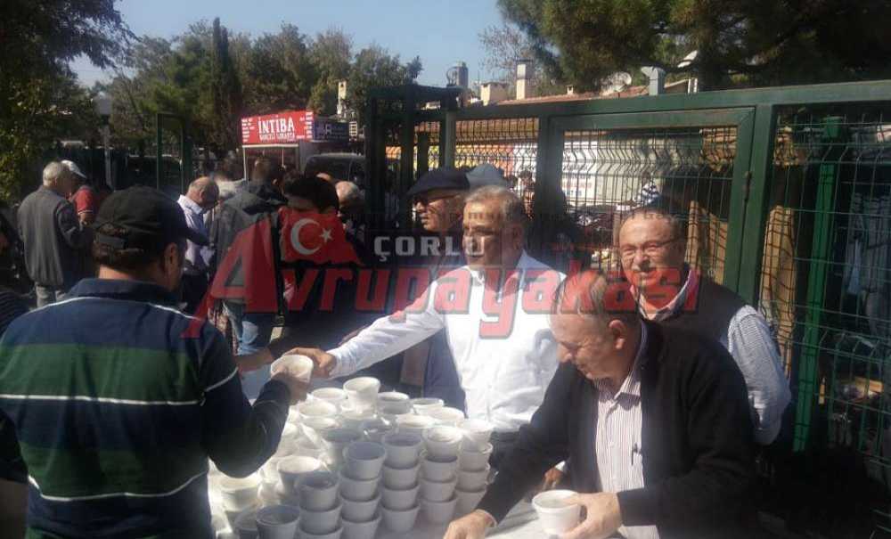 Yeni Sanayi Sitesi Kooperatifi Aşure Dağıttı