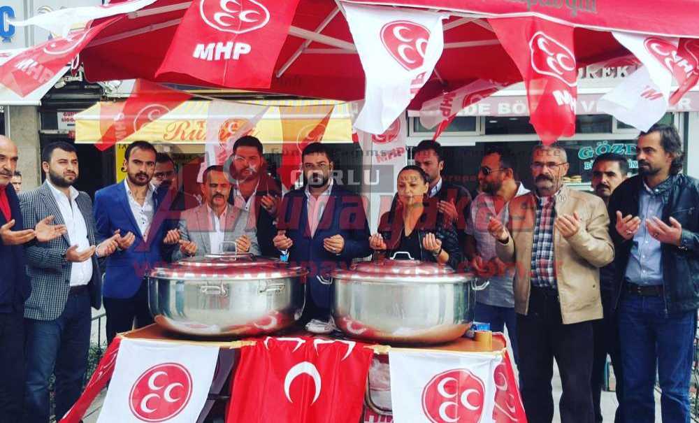 Mhp Çorlu Teşkilatı Aşure Dağıttı