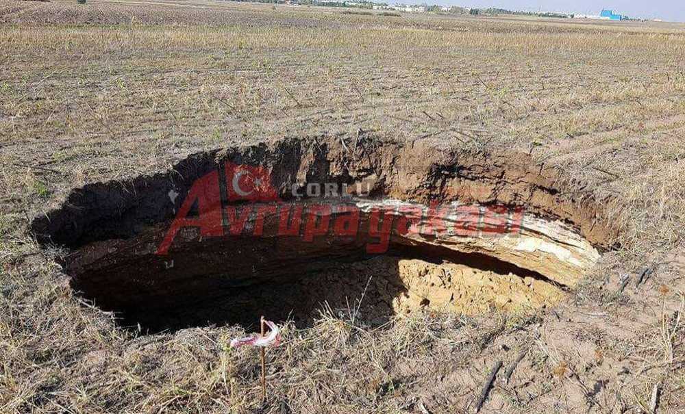 “Obruk Değil, Çöküntü”