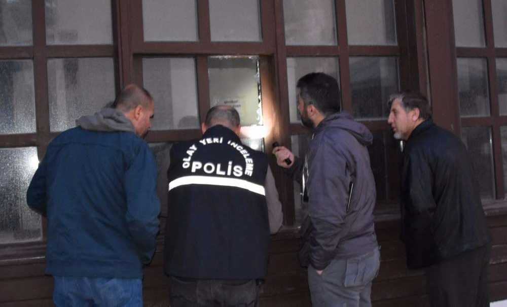 Çorlu'da Camide Hırsızlık