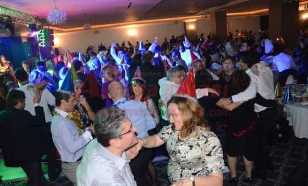 Çorlu Yeni Yıla Eğlenerek Girdi