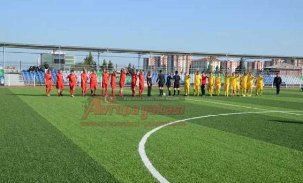 Çorlu Belediyesi'nin Şehir Stadı Açıldı
