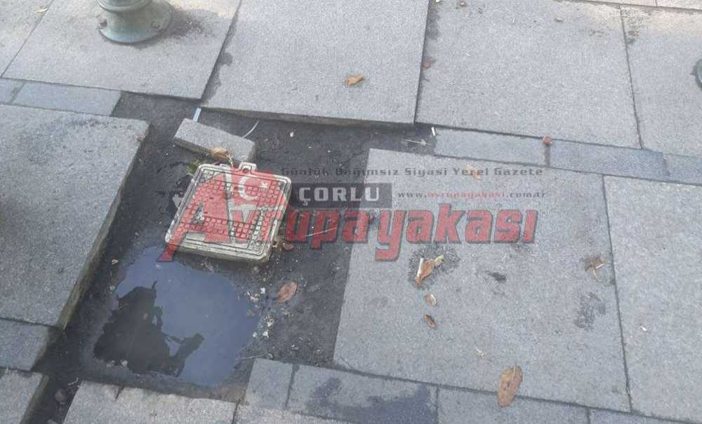 Omurtak Caddesi Bakım Bekliyor
