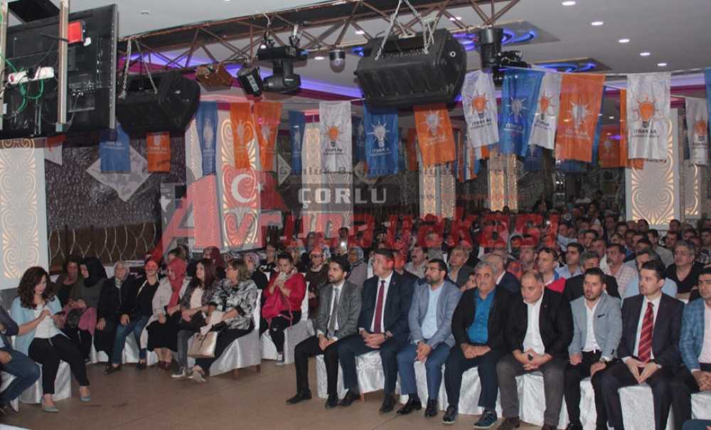 Ak Parti Çorlu'dan Danışma Toplantısı