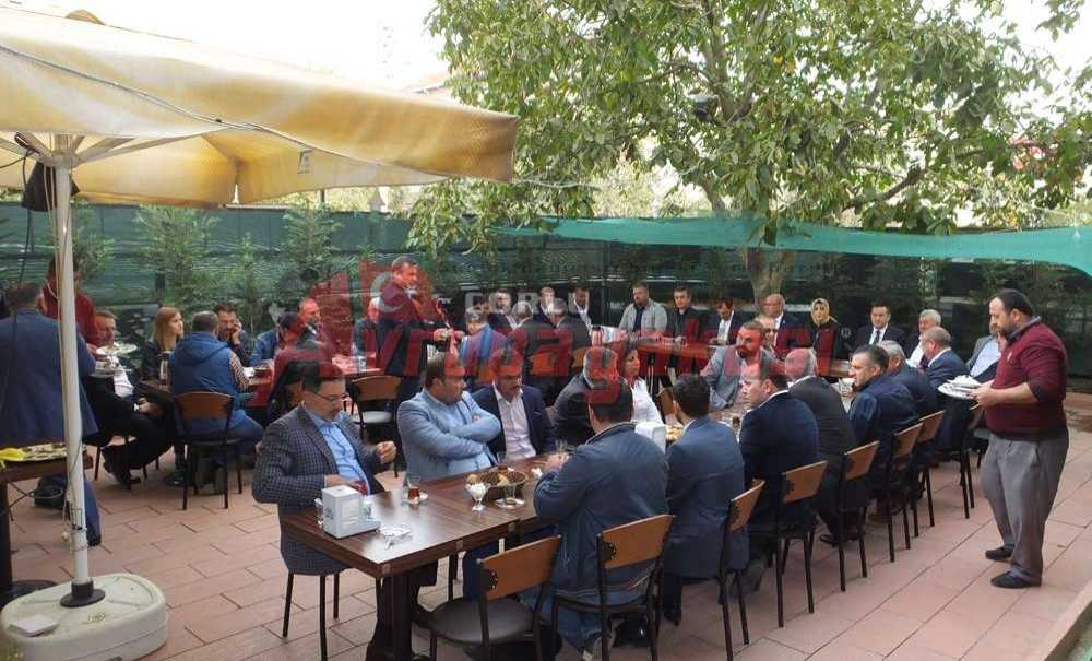 Ak Parti Ergene'de Muhtarlar Ve Basın Mensupları Ile Bir Araya Geldi