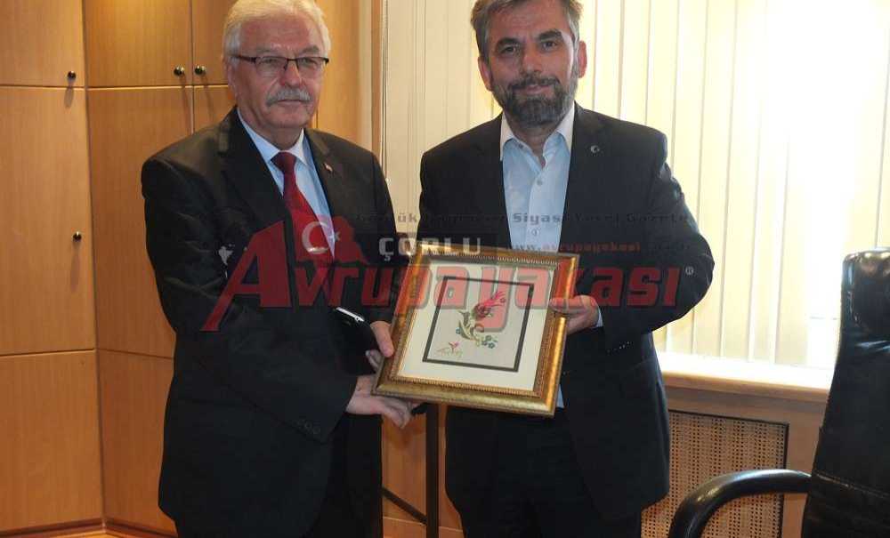 Müdür Güçlü'den Müftü Gülmek'e Ziyaret