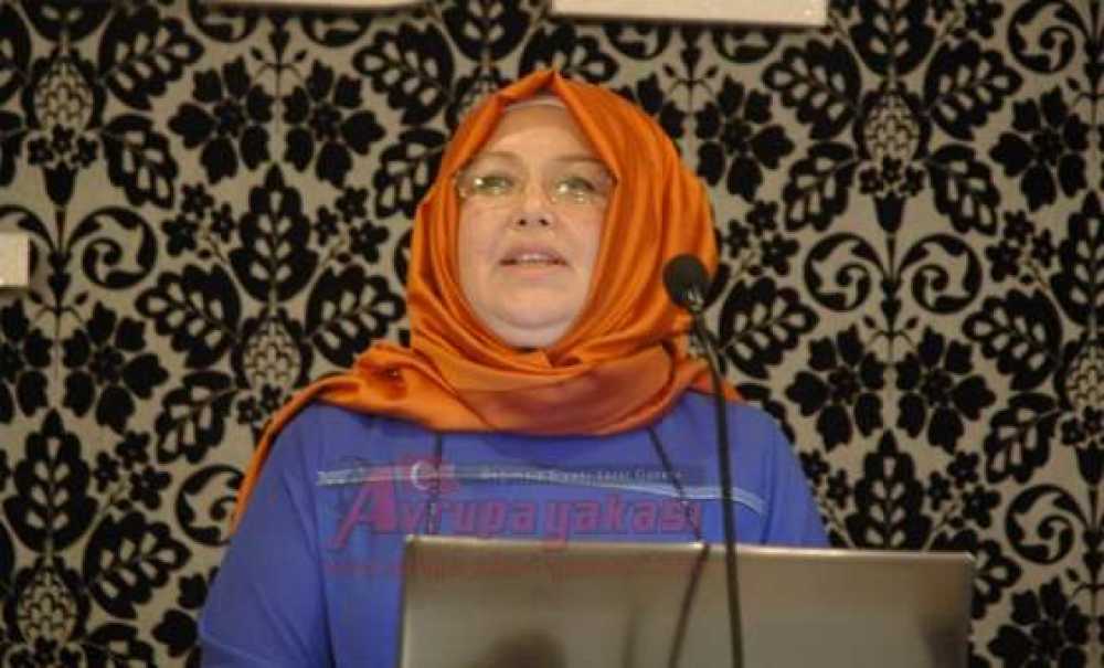 Trakya İnci Derneği`nden Osmanlı Kıyafetleri Defilesi