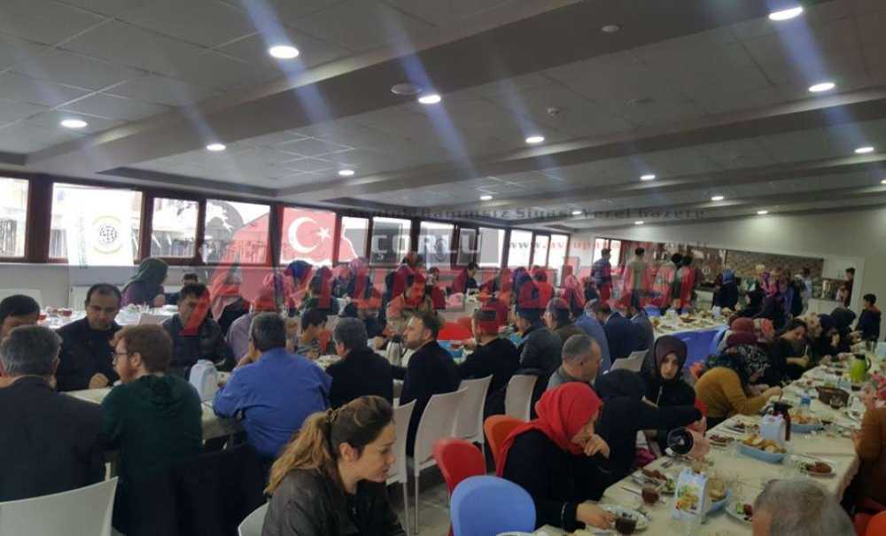 İhh Çorlu Temsilciliğinden Anlamlı Kahvaltı