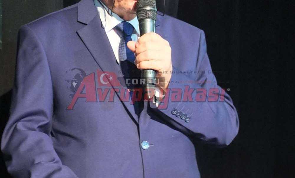 Çorlu'da Öğretmenler Günü Kutlandı