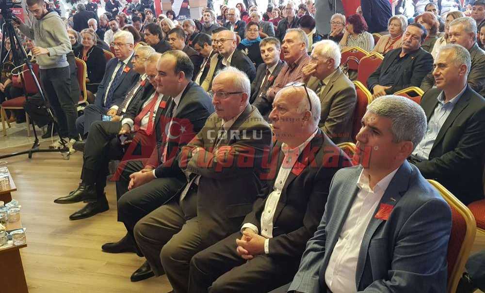 Chp Çorlu Kongresinde Kılıçlar Çekildi