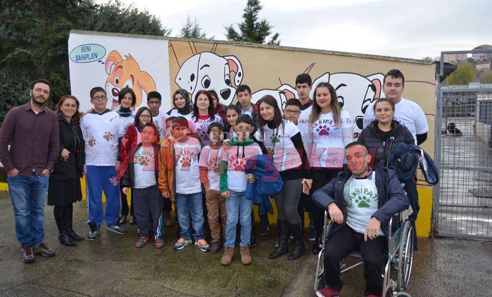 Hayvan Sevgisi Yüzlerine Yansıdı