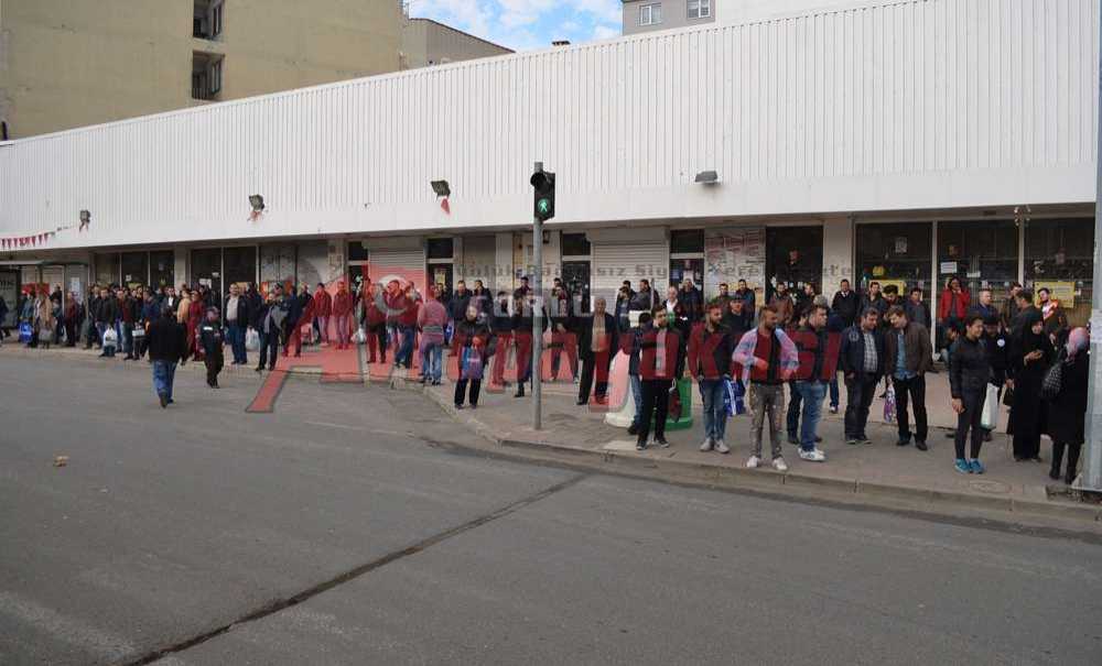 İşçiler Durak İstiyor