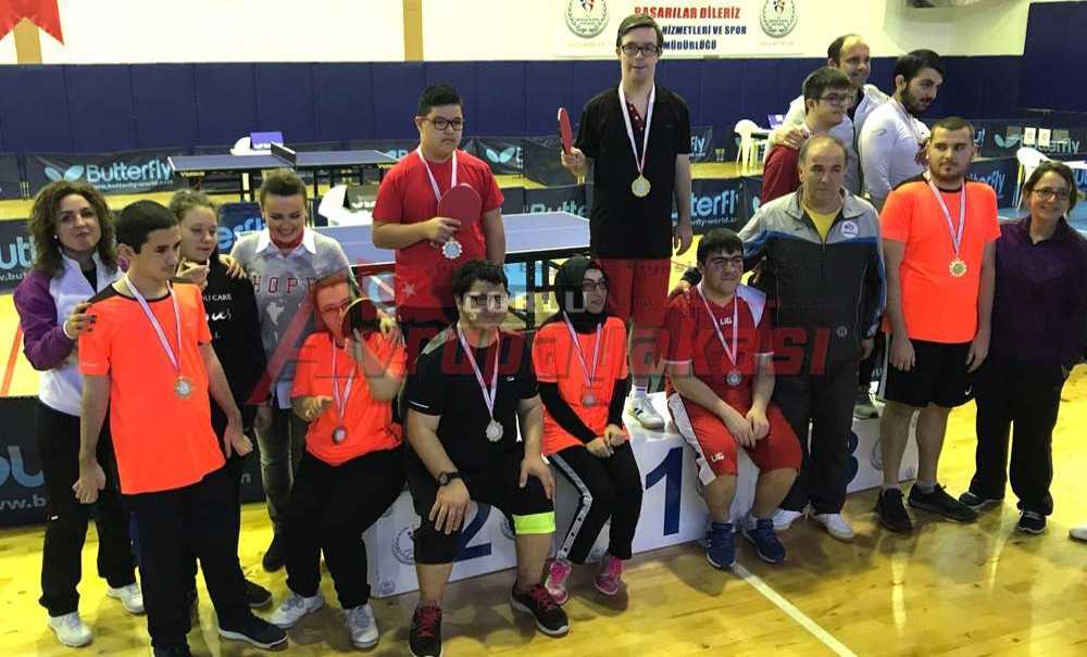 Özel Sporcu Turnuvada İkinci Oldu