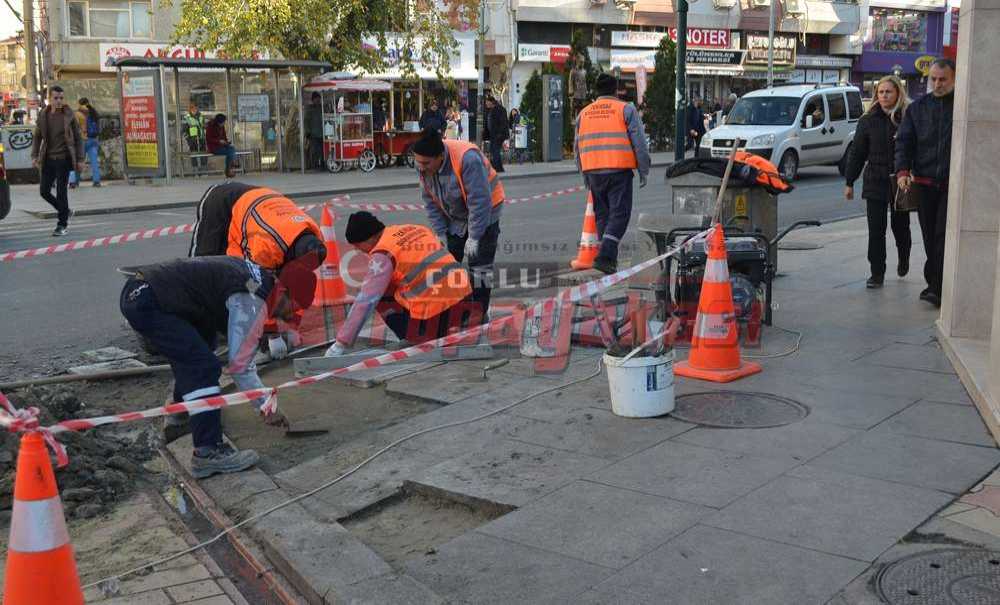 Yaya Kaldırımları Tamir Edildi
