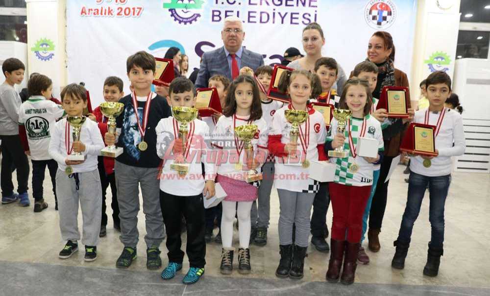 Ergene'de Satranç Turnuvası