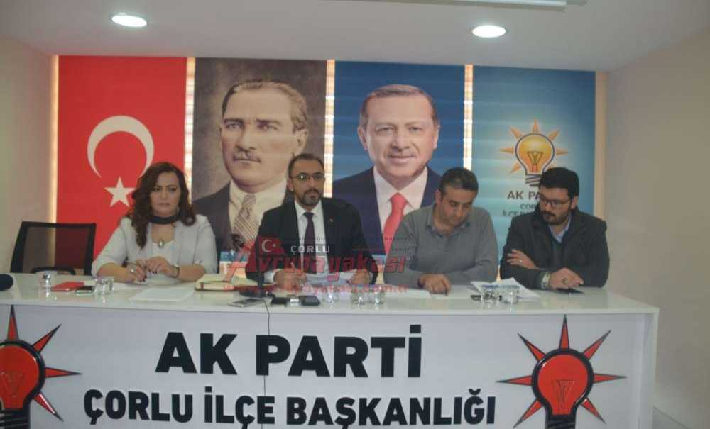 Ak Parti Çorlu İlçe Teşkilatı Basın Ile Bir Araya Geldi