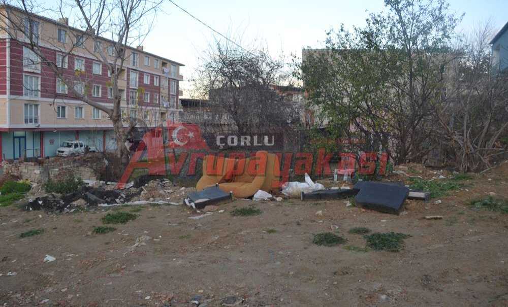 Palmiye Sokak Hizmet Bekliyor