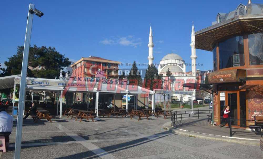 Kitap Kafe'ye Yoğun Ilgi