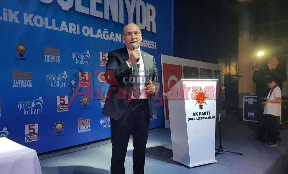 Ak Parti Çorlu Gençlik Kongresi Düzenlendi