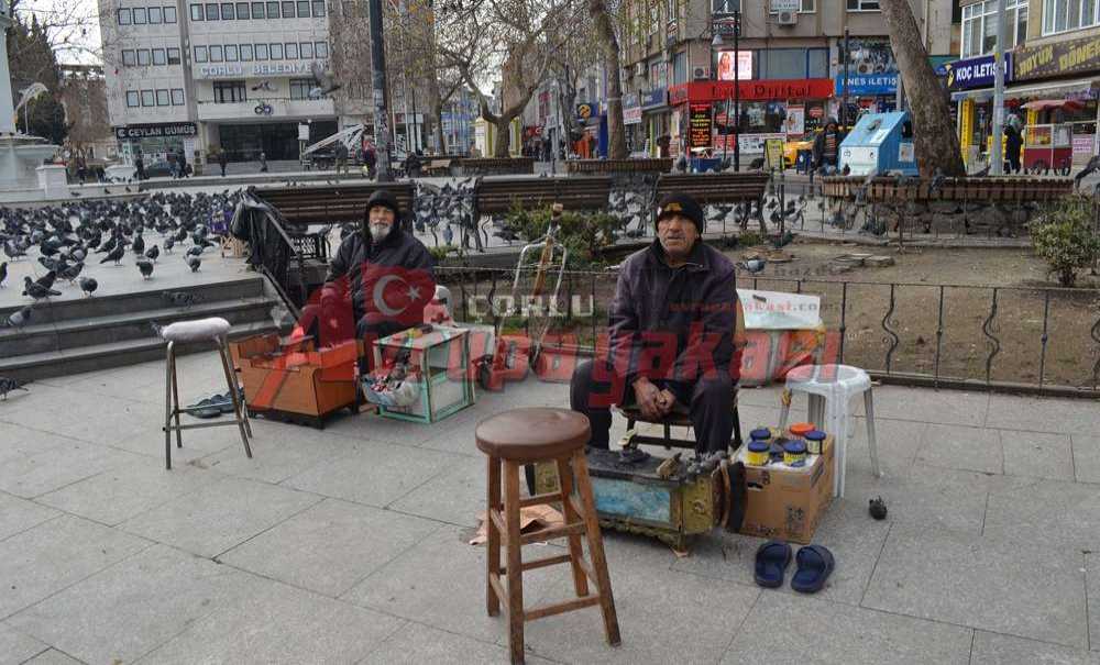 Ayakkabı Boyacılar Kapalı Alan İstiyor.