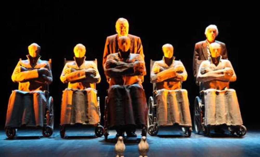 Rutkay Aziz Ve Taner Barlas Çorlulu Tiyatro Severlerle Buluşacak