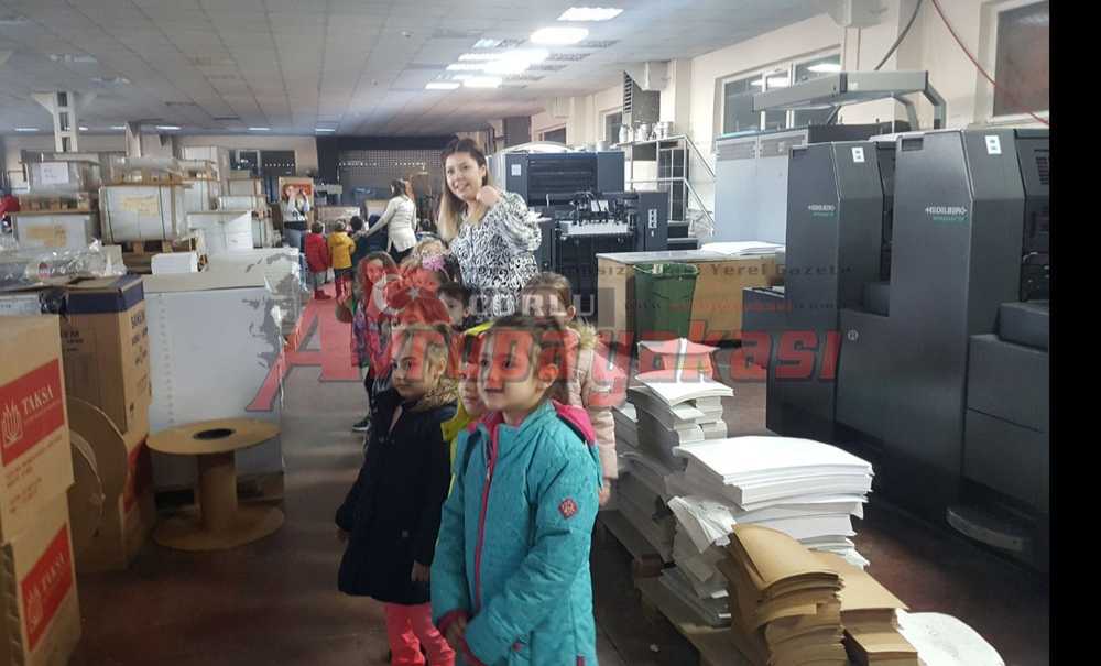 Minikler Gazetemizi Ziyaret Etti