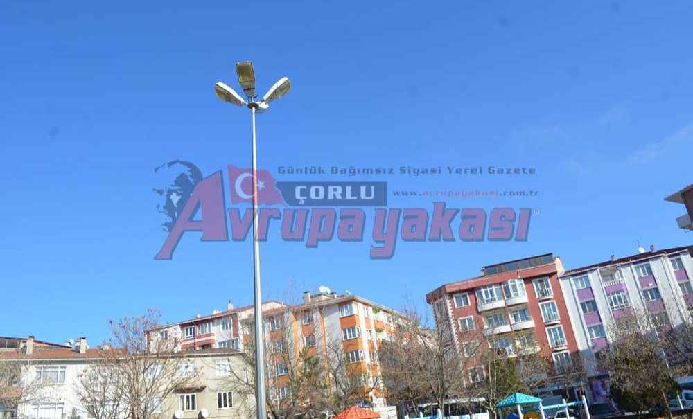 Bir Aydır Elektriği Yok