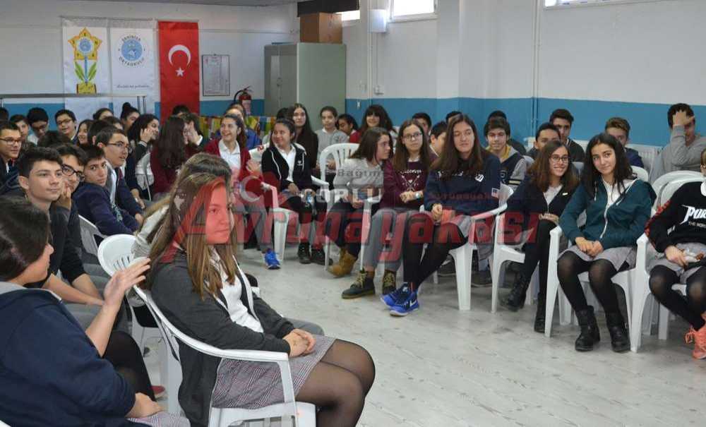 Öğrenciler Gazetecilik Mesleğiyle Tanıştı