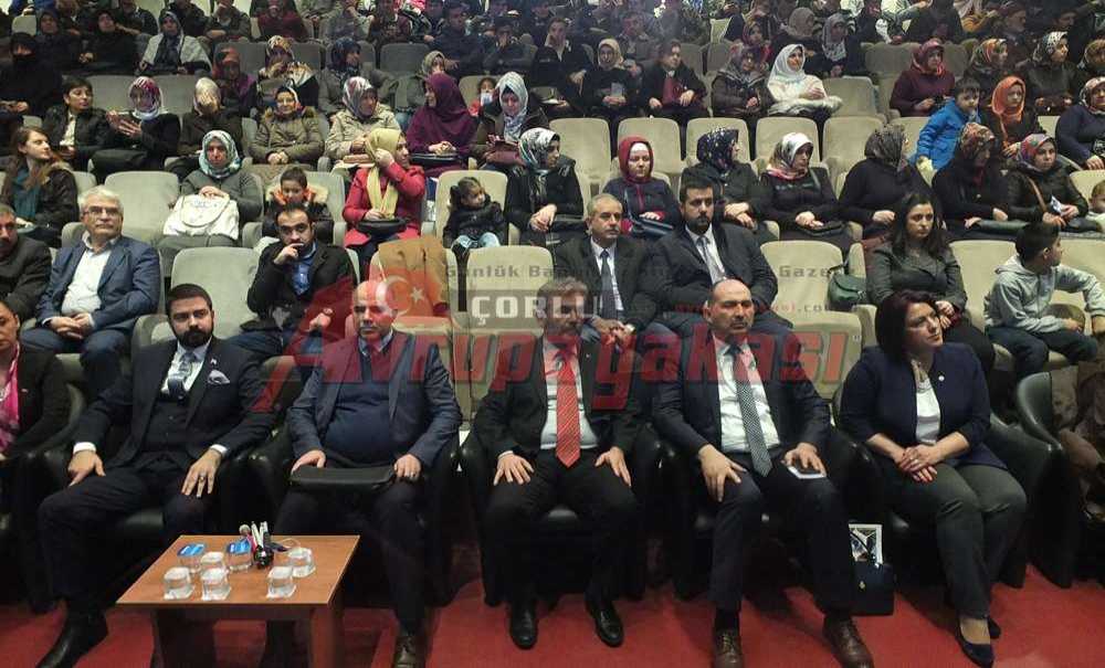 Çorlu'da Engeli Sorunları Konferansı Düzenlendi