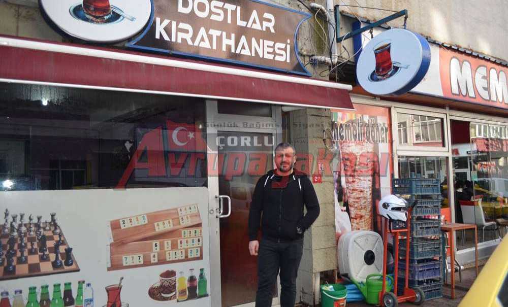 Dostlar Kıraathanesi Dostları Bekliyor