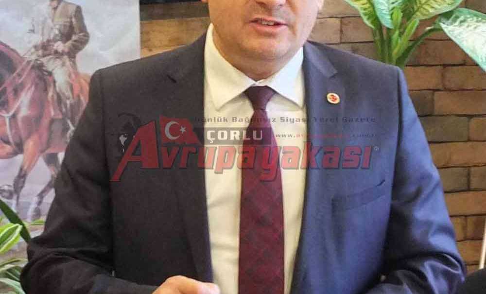 Sarıer`den Başkan Rasim Yüksel`e Noel Baba Eleştirisi