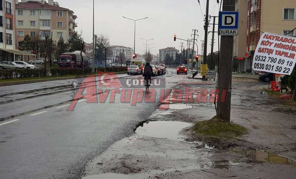 Vatandaşların Otobüs Durağı Tepkisi