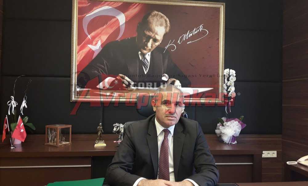 Nüfus Müdürlüğü'nde Kimlik Mesaisi