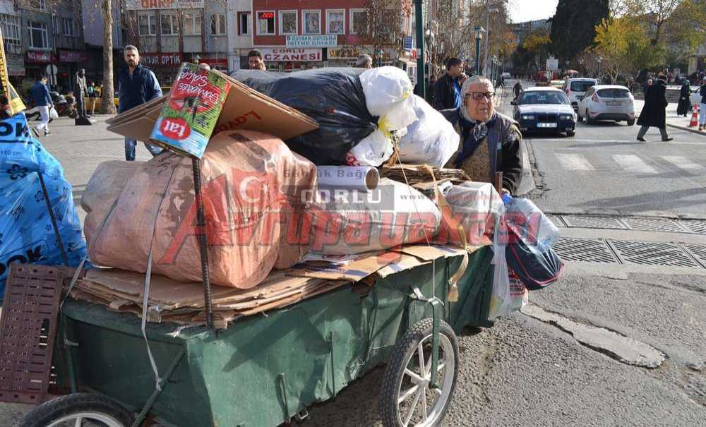 78 Yaşında Günde 250 Kilo Taşıyor