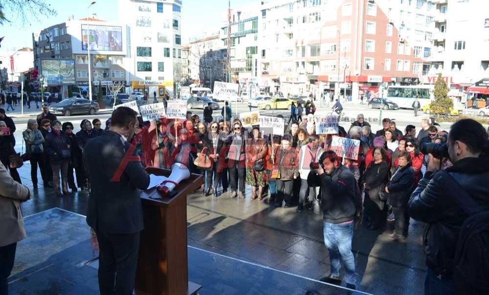 Diyanete Çocuk Evlilikleri Protestosu