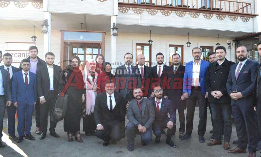 Ak Parti Çorlu Gençlik Kolları Basınla Bir Araya Geldi