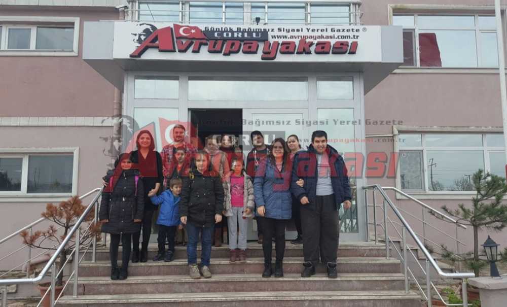 Özel Eğitim Öğrencilerinden Gazetemize Ziyaret