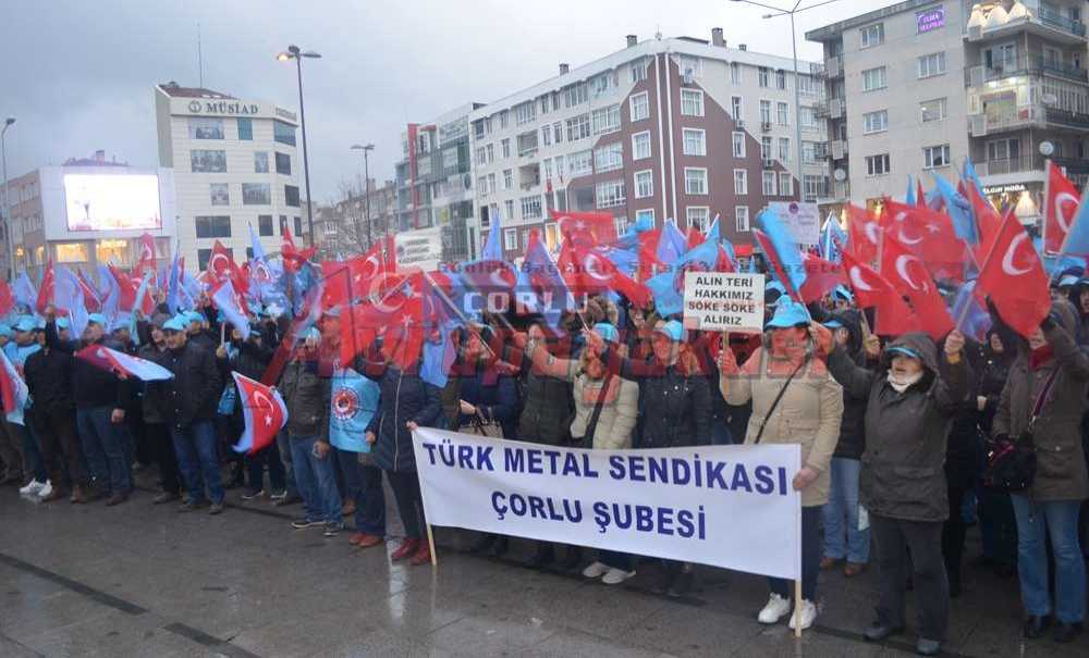Metal İşçileri Meydanlara İndi