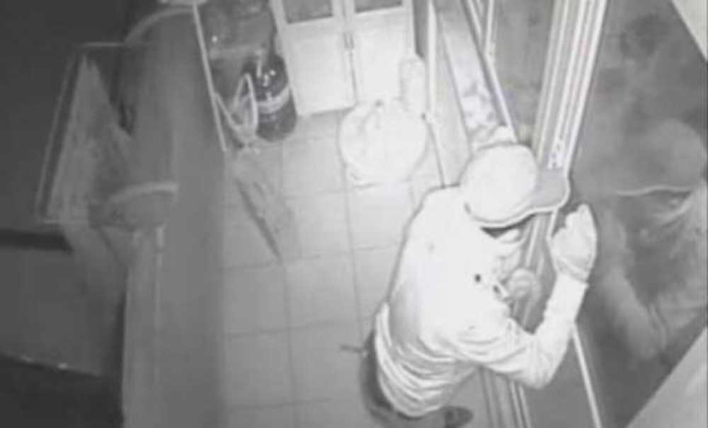 Şaşkın Hırsız Kamerada