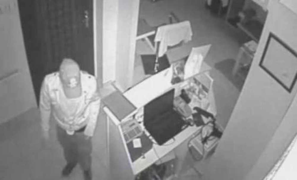 Şaşkın Hırsız Kamerada