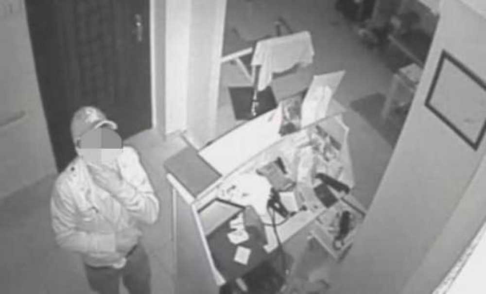 Şaşkın Hırsız Kamerada