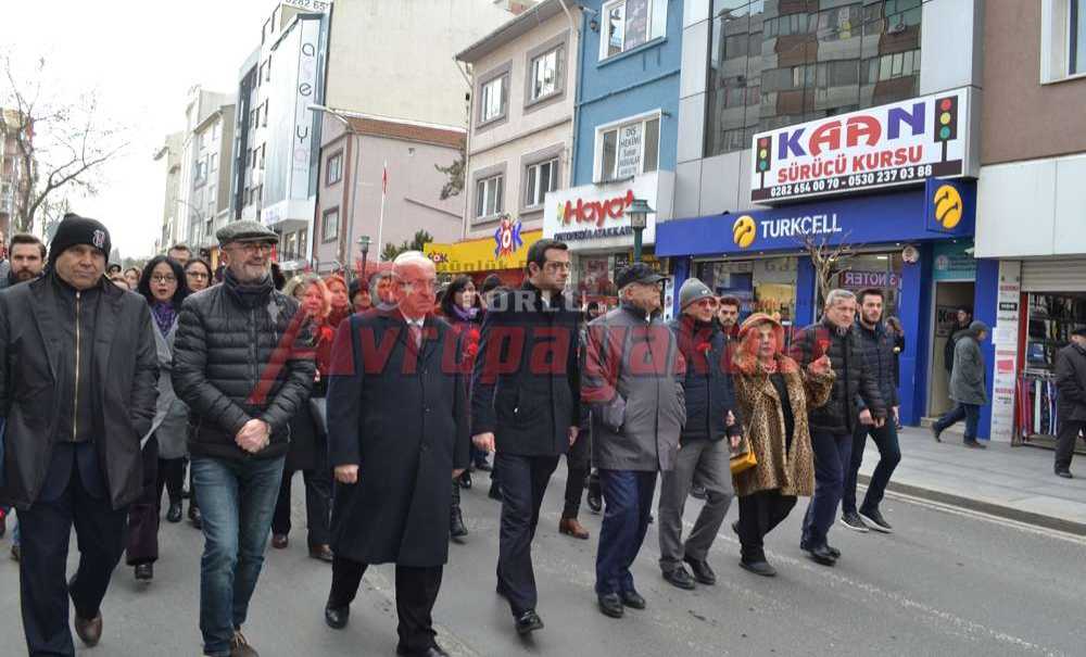 Uğur Çorlu'da Mumcu Anıldı